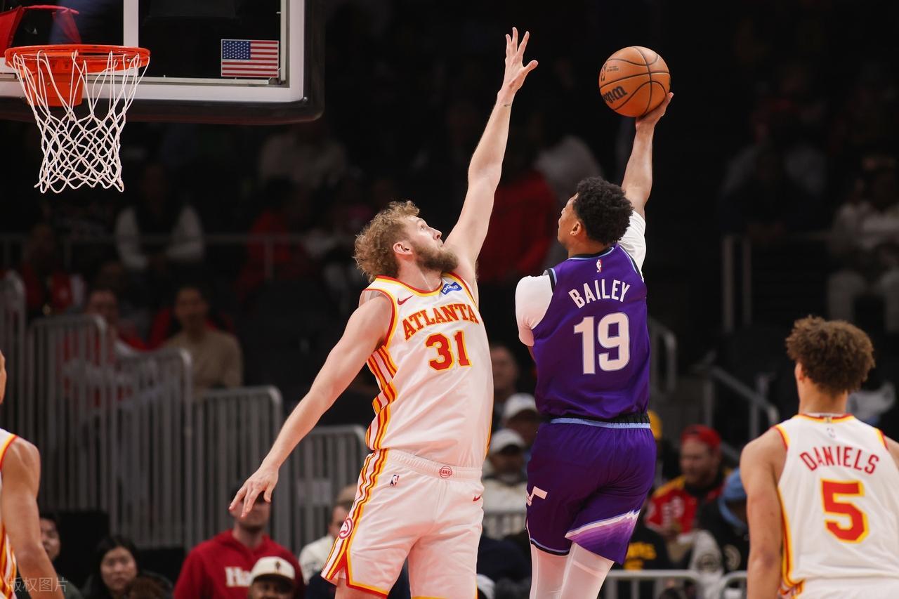 B Sports-文班亚马29+11+6+3无缘今日最佳球员！杰伦-约翰逊22+16+15创纪录