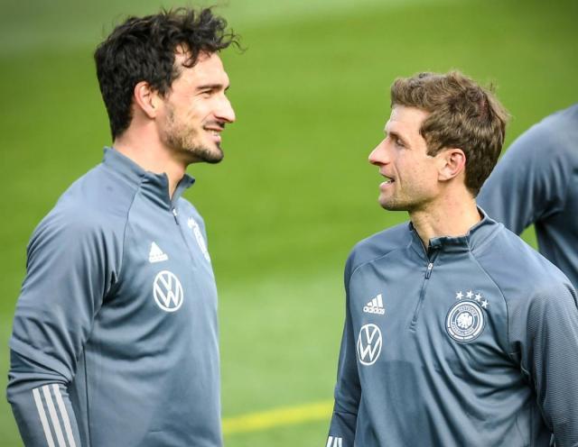 逼抢！快攻！勒夫爽抄弗利克作业，穆勒胡梅必打主力